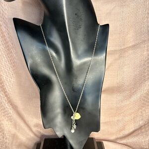 Vantel pearls double hear and double pearl necklace